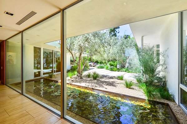 UNIVERSAL-A984-EN-56 UNIVERSAL-A984-EN-56