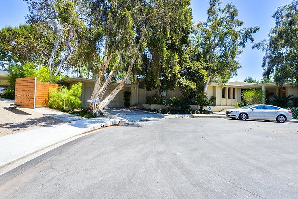 UNIVERSAL-A984-EN-107 UNIVERSAL-A984-EN-107