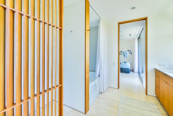 UNIVERSAL-A984-EN-61 UNIVERSAL-A984-EN-61