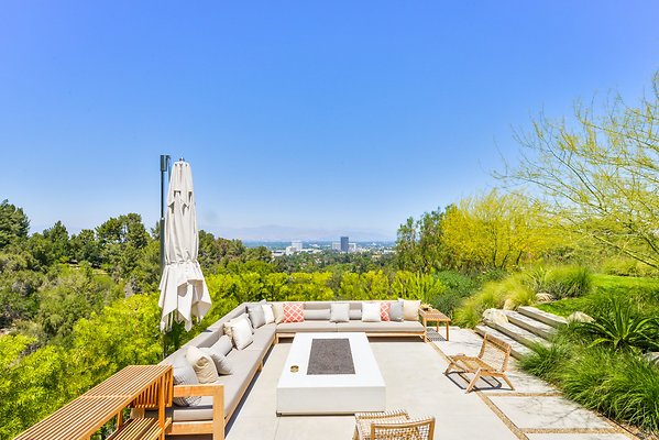 UNIVERSAL-A984-EN-86 UNIVERSAL-A984-EN-86