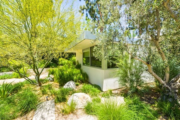 UNIVERSAL-A984-EN-4 UNIVERSAL-A984-EN-4