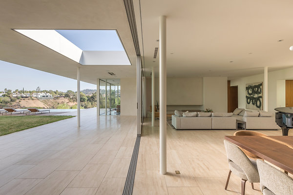 UNIVERSAL-A984-EN-25 UNIVERSAL-A984-EN-25