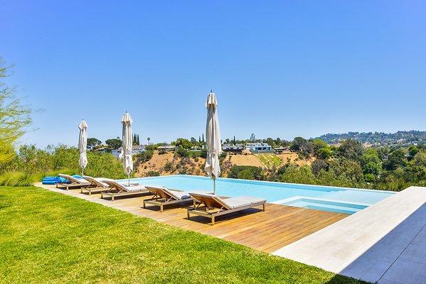 UNIVERSAL-A984-EN-81 UNIVERSAL-A984-EN-81