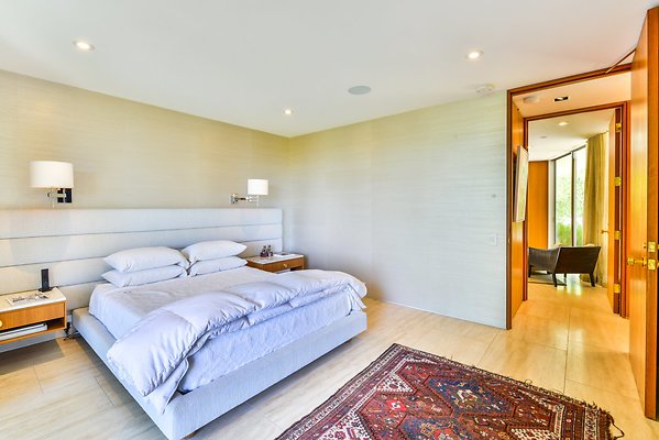 UNIVERSAL-A984-EN-46 UNIVERSAL-A984-EN-46