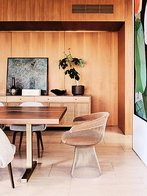 UNIVERSAL-A984-EN-119 UNIVERSAL-A984-EN-119