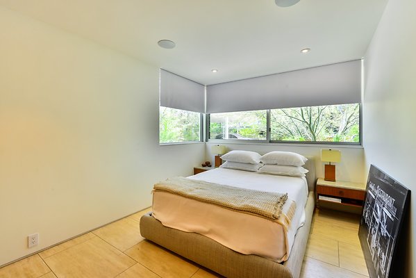 UNIVERSAL-A984-EN-62 UNIVERSAL-A984-EN-62