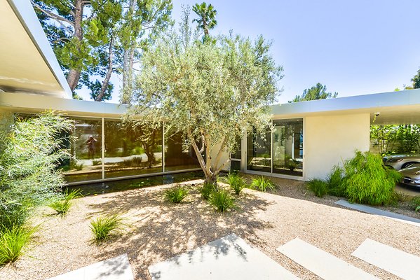 UNIVERSAL-A984-EN-3 UNIVERSAL-A984-EN-3