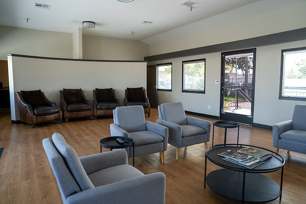 4301 Empire Ave, Burbank CA 91505-64 4301 Empire Ave, Burbank CA 91505-64