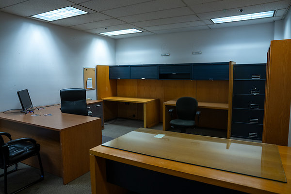 4301 Empire Ave, Burbank CA 91505-17 4301 Empire Ave, Burbank CA 91505-17