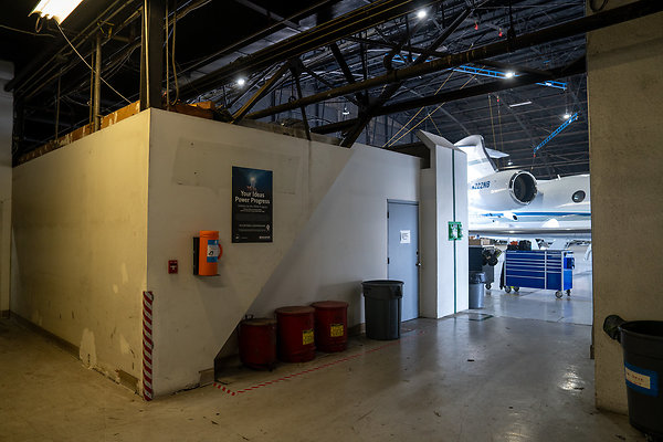 4301 Empire Ave, Burbank CA 91505-47 4301 Empire Ave, Burbank CA 91505-47