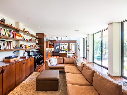 6adscn 010 6adscn 010