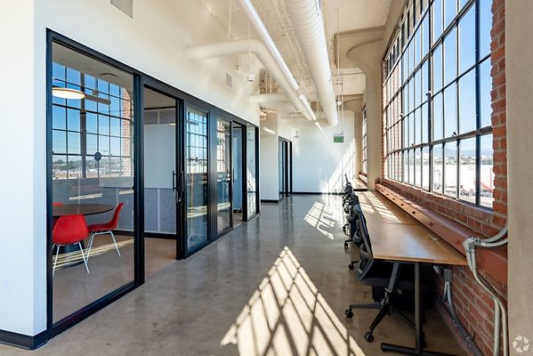 CapEquitySunlightArtsCreativeOffice5 CapEquitySunlightArtsCreativeOffice5