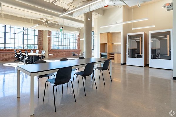 CapEquitySunlightArtsCreativeOffice7 CapEquitySunlightArtsCreativeOffice7