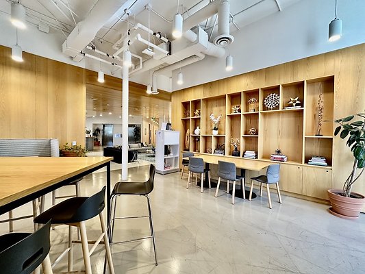 WESTSIDE LOCATIONS 126