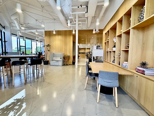 WESTSIDE LOCATIONS 125