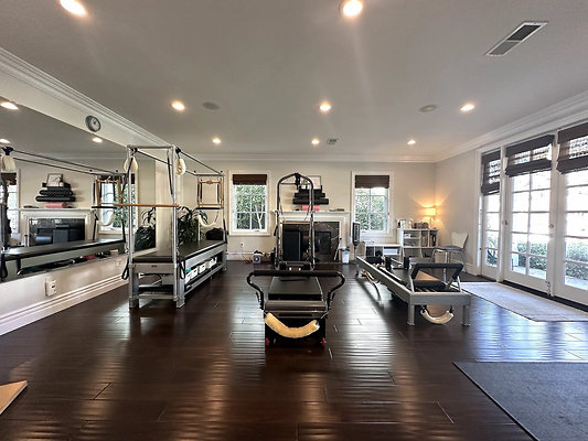 UNIVERSAL-CW211-CHV-24