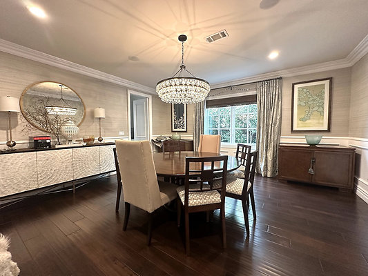 UNIVERSAL-CW211-CHV-32