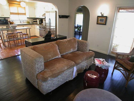 8317 living 5 8317 living 5