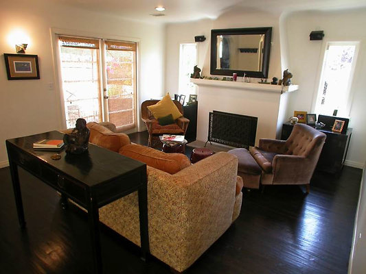 8317 living 1 8317 living 1