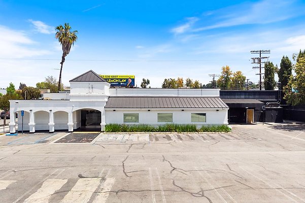 KL 21326 Woodland Hills