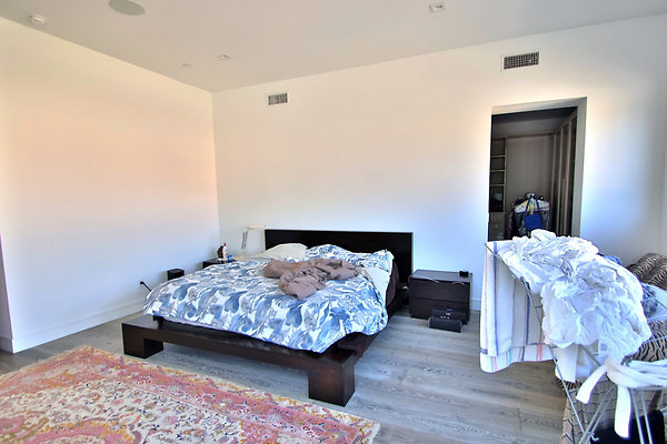 UNIVERSAL-CW121-MRV-39