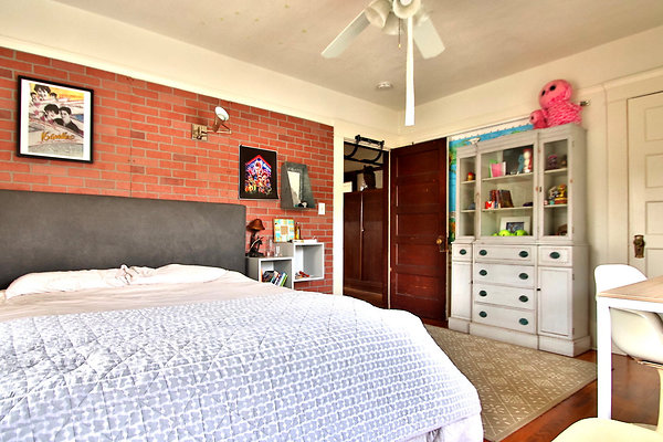 UNIVERSAL-CW109-MRV-51