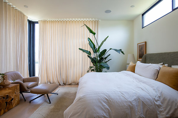 UNIVERSAL-D107-MV-38