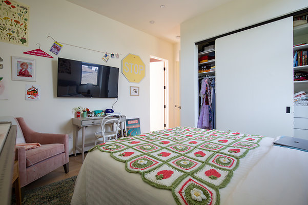 UNIVERSAL-D107-MV-27