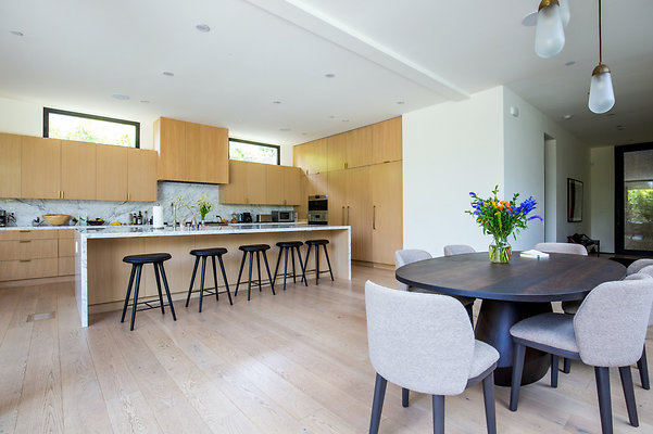 UNIVERSAL-D107-MV-16