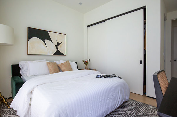 UNIVERSAL-D107-MV-19