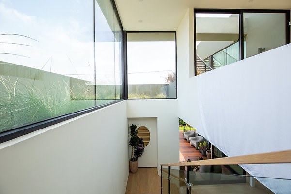 UNIVERSAL-D107-MV-23