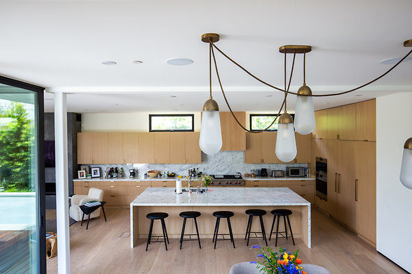 UNIVERSAL-D107-MV-22