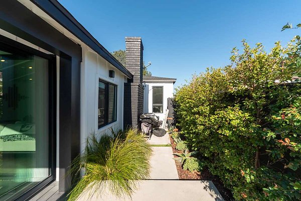 14044 garden 1 14044 garden 1