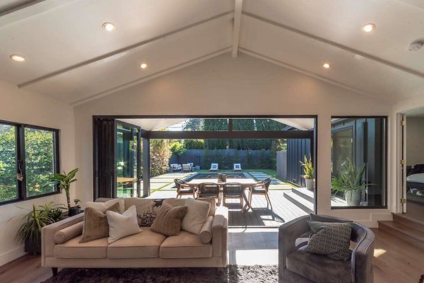 14044 living 7 14044 living 7