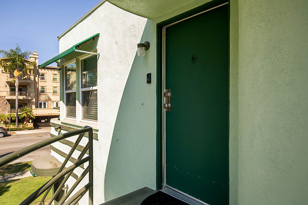 UNIVERSAL-D539-NHW-9 UNIVERSAL-D539-NHW-9