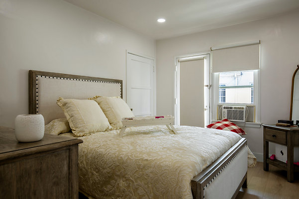 UNIVERSAL-D539-NHW-23 UNIVERSAL-D539-NHW-23