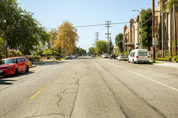 UNIVERSAL-D539-NHW-4 UNIVERSAL-D539-NHW-4