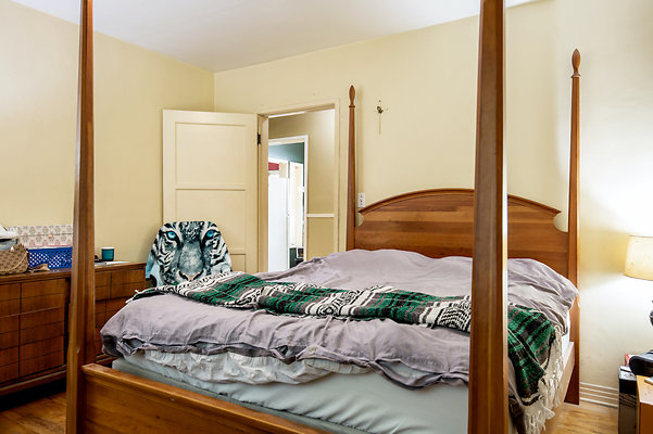 UNIVERSAL-D539-NHW-61