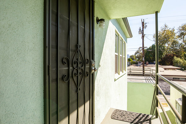 UNIVERSAL-D539-NHW-33 UNIVERSAL-D539-NHW-33