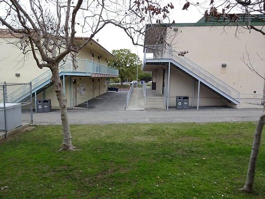 UNIVERSAL-A042-CC-76 UNIVERSAL-A042-CC-76