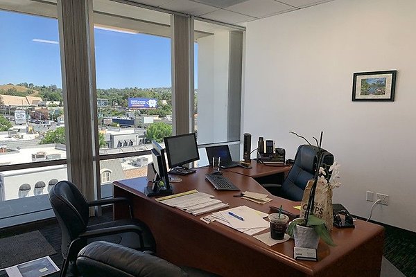 CapEquityTheVentureHillsOfficeBuilding27 CapEquityTheVentureHillsOfficeBuilding27