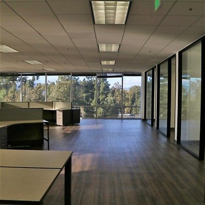 CapEquityTheVentureHillsOfficeBuilding44 CapEquityTheVentureHillsOfficeBuilding44