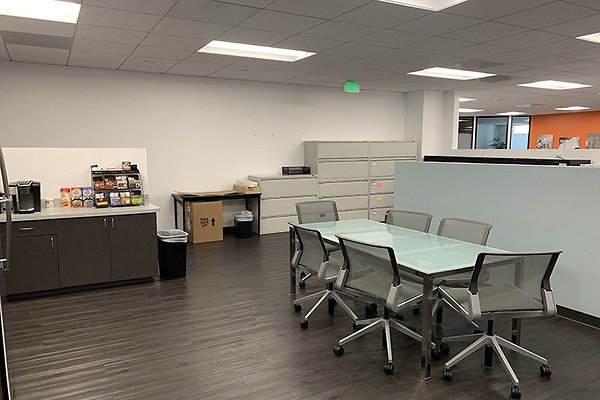 CapEquityTheVentureHillsOfficeBuilding31 CapEquityTheVentureHillsOfficeBuilding31