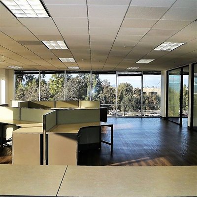 CapEquityTheVentureHillsOfficeBuilding43 CapEquityTheVentureHillsOfficeBuilding43